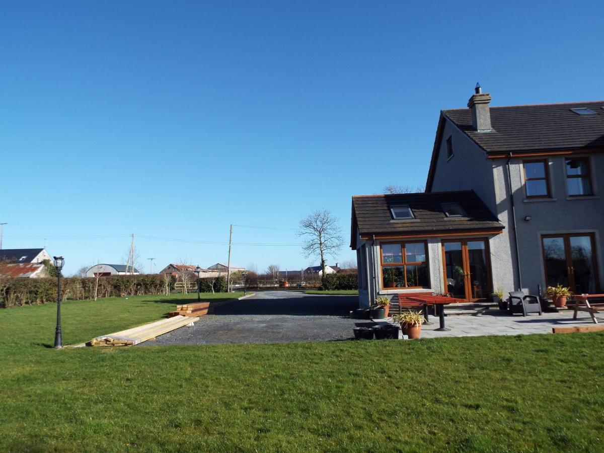 Knockalla Luxury Property With Hot Tub Suitable For Families Portadown Exterior foto